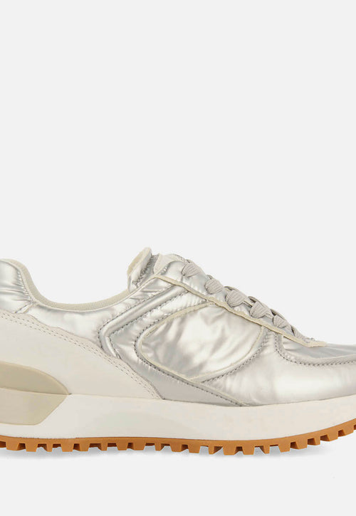 SNEAKERS METALIZADAS NABBE