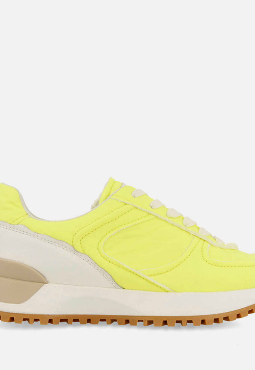 SNEAKERS METALIZADAS TULLY