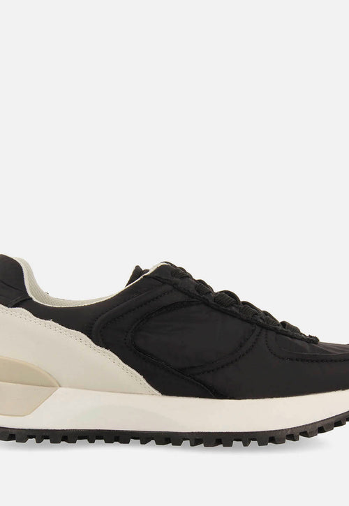 SNEAKERS METALIZADAS TULLY