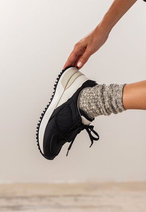 SNEAKERS METALIZADAS TULLY