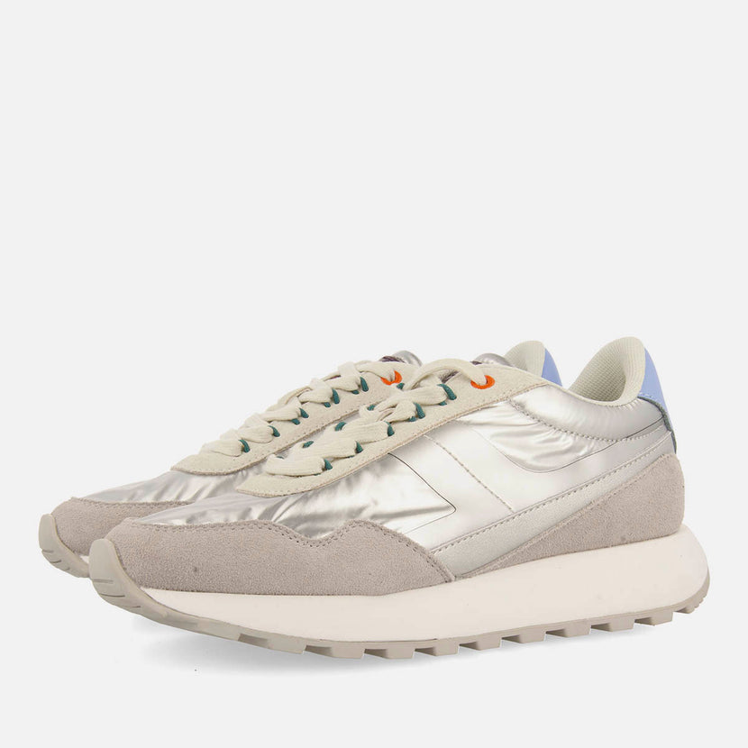 SNEAKERS METALIZADAS PIEL PRAESTO