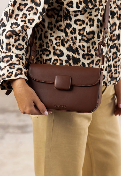 BOLSO BANDOLERA SOLAPA GYAL