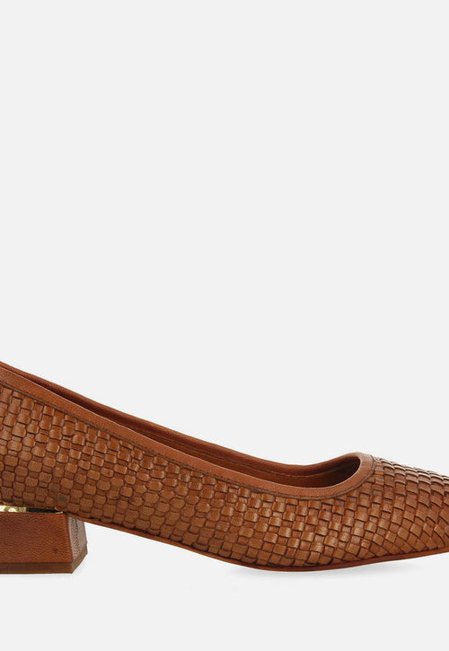 ESCARPINS EN CUIR TRESSÉ KOMADI