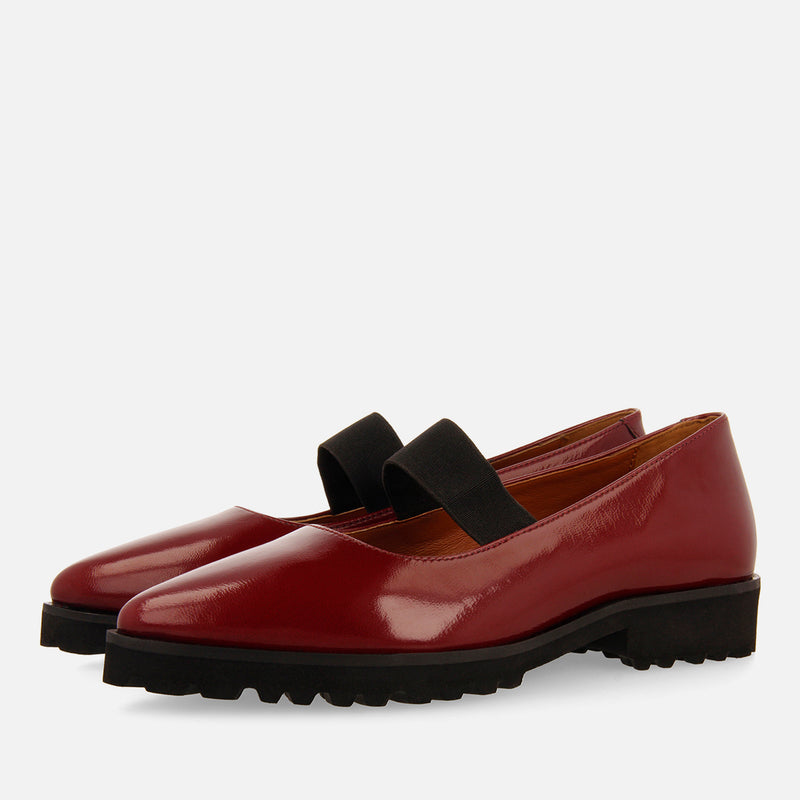 BALLERINE IN PELLE EFFETTO VERNICE E SUOLA TRACK DOBSINA