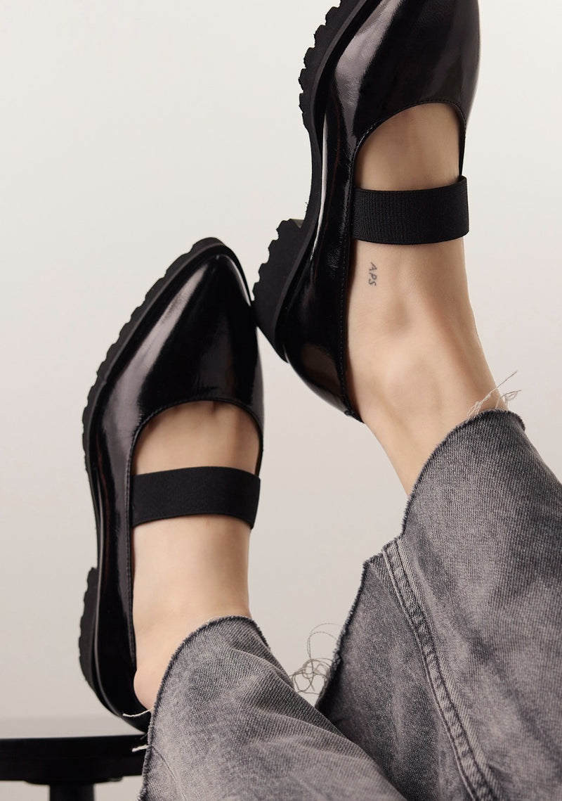 BALLERINE IN PELLE EFFETTO VERNICE E SUOLA TRACK DOBSINA