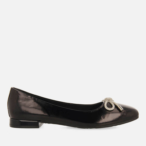 LEATHER BALLET FLATS WITH BOW DETAIL VASVAR