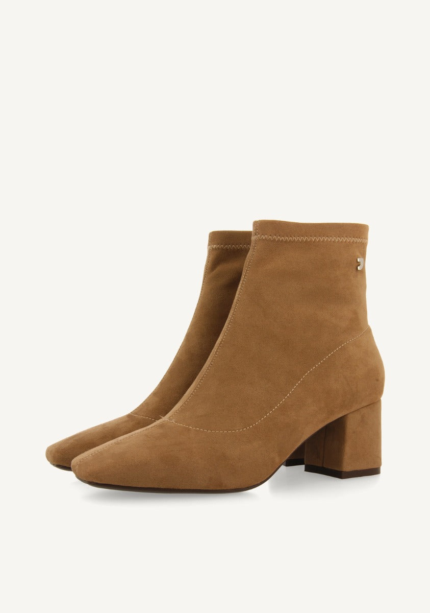 BOTINES ELÁSTICOS TACÓN RENGE