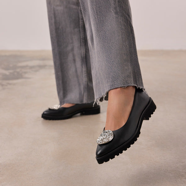 DANCER LEATHER SOLE TRACK ONEONTA