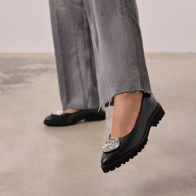 DANCER LEATHER SOLE TRACK ONEONTA