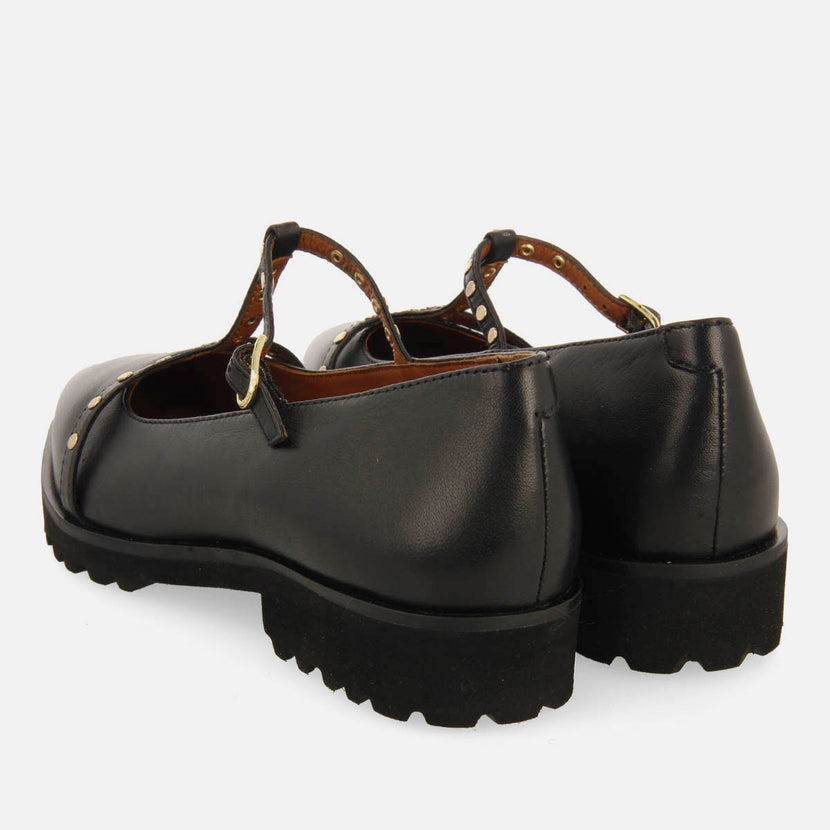 BAILARINAS PIEL CON TACHUELAS Y SUELA TRACK WAYLAND
