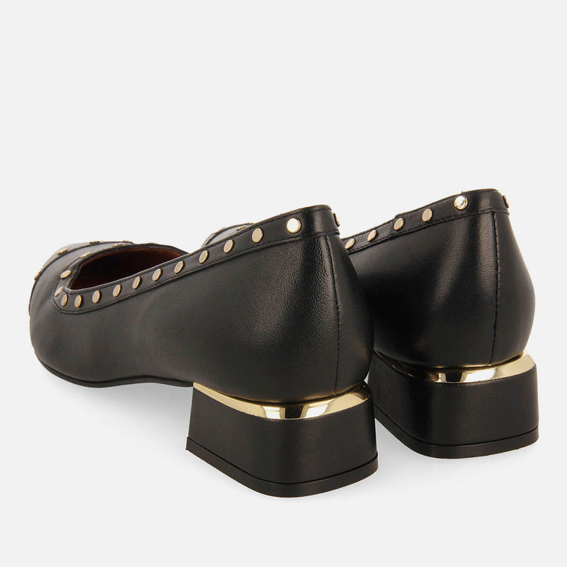 STUDDED LEATHER PUMPS MOSEDE