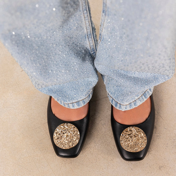 DANCE SHOES MADE OF LEATHER JELSAVA