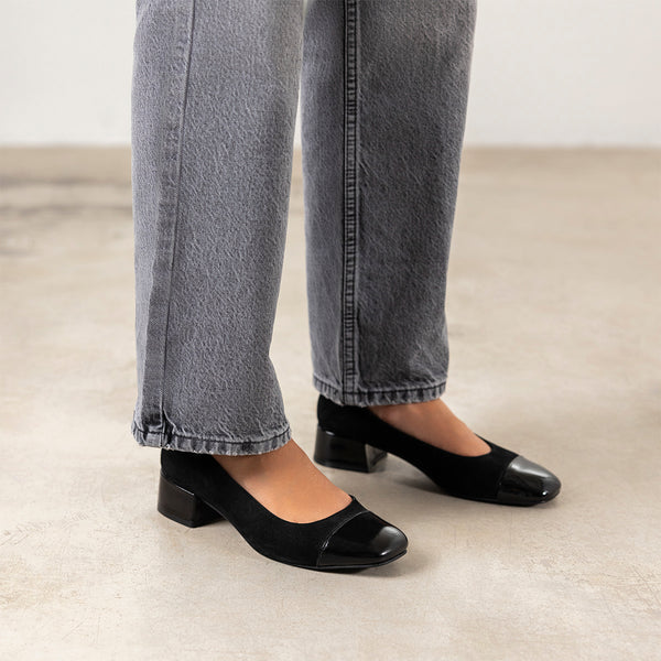 LEATHER PUMPS MODRA