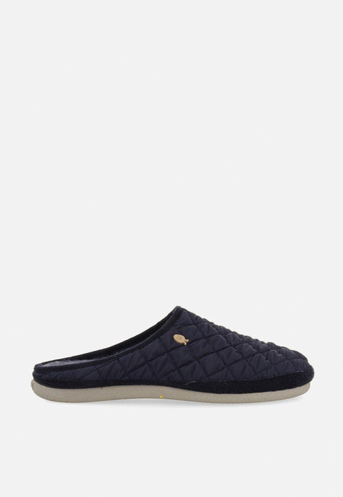 STAFFORD PADDED SLIPPERS