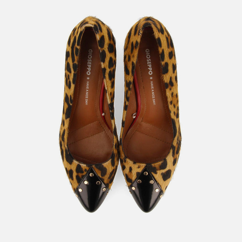 ZAPATOS DE SALÓN TACHUELAS PIEL ESTAMPADO DE LEOPARDO GALEN