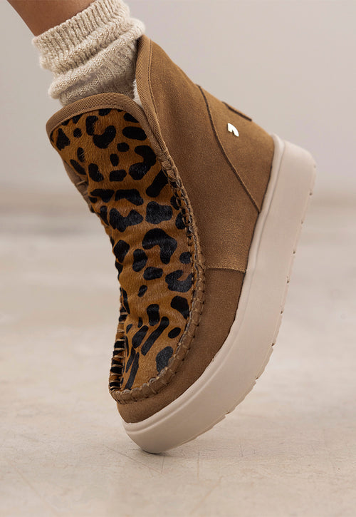 LEOPARD PRINT LEATHER AUSTRALIAN BOOTS PACECO