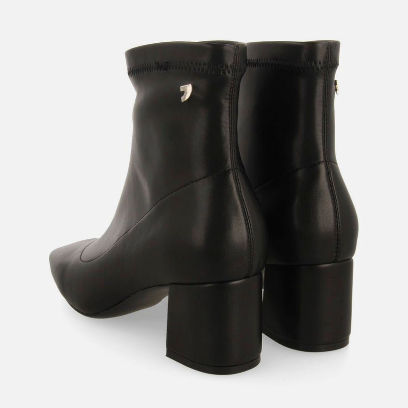 STIVALETTI ELASTICI ELLERY
