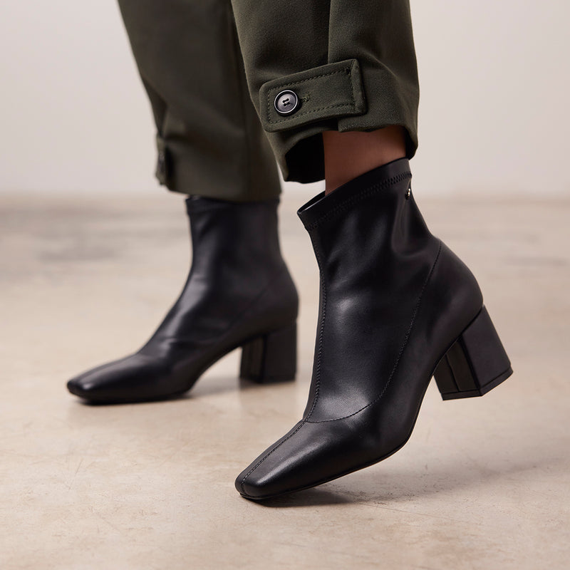 ELASTIC ANKLE BOOTS ELLERY