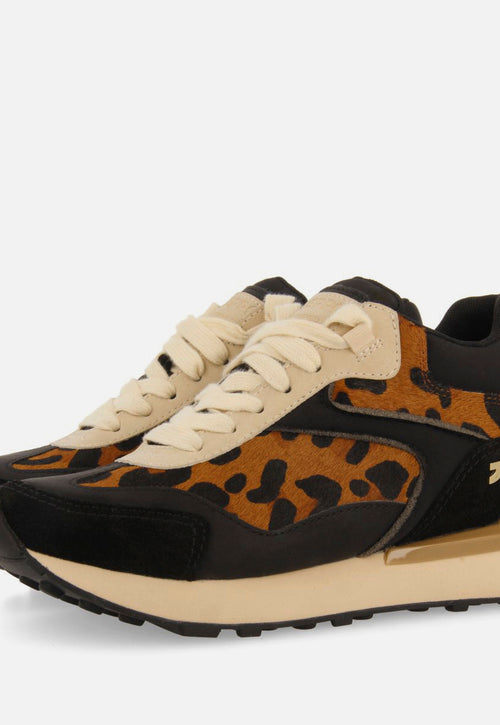 SNEAKERS CUÑA INTERNA ESTAMPADO LEOPARDO PAVILION