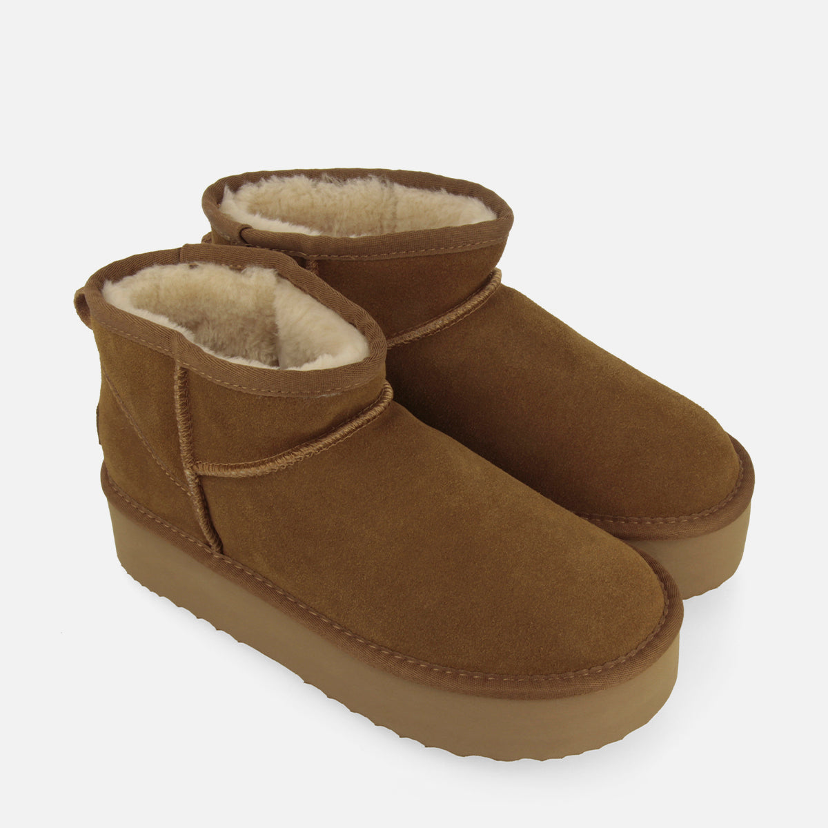 STIVALI AUSTRALIANI CON PIATTAFORMA IN PELLE ALLEGANY