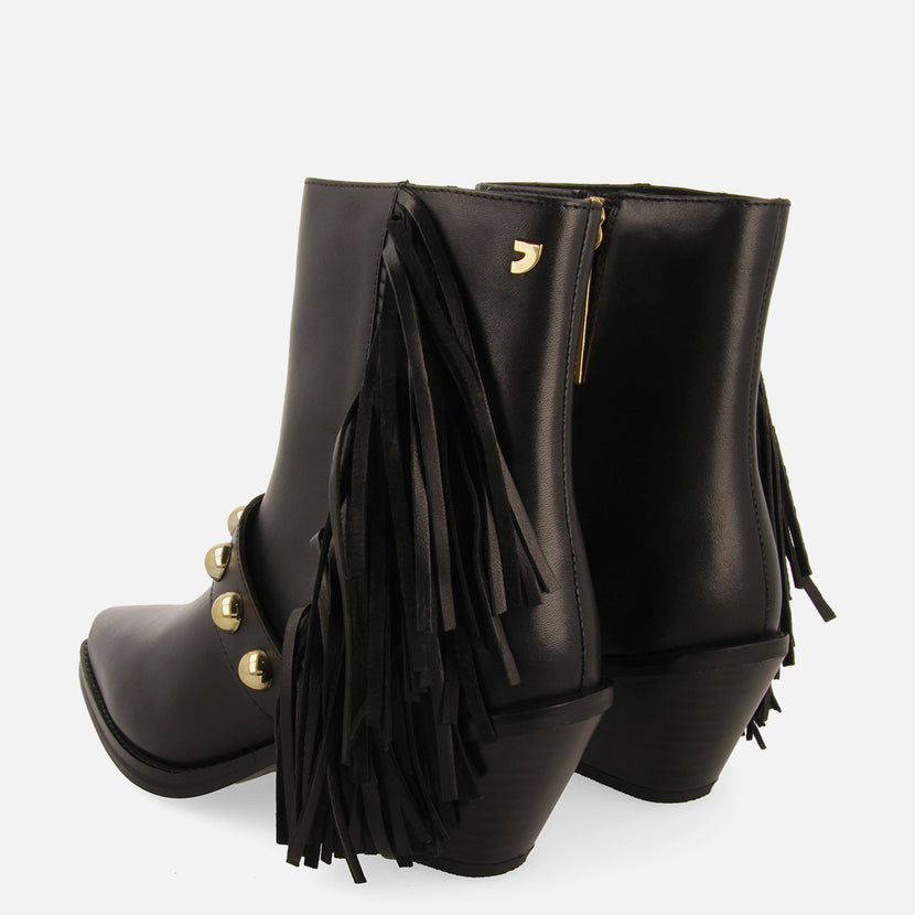 BOTINES TACÓN PIEL FLECOS Y TACHAS CLARKSVILLE