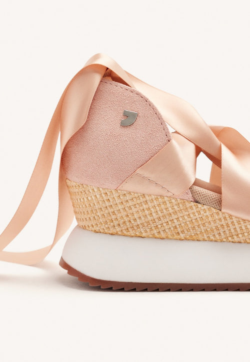 ZAPATILLAS ABIERTAS PIEL CUÑA RAFIA CORNVILLE