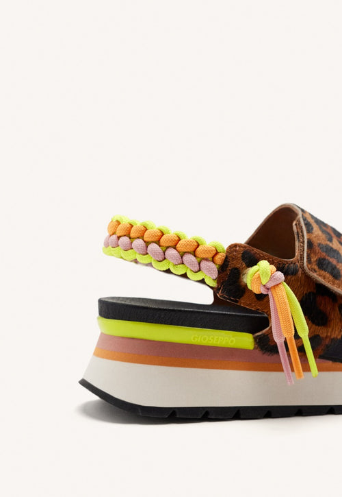 SANDALIAS DEPORTIVAS PIEL LEOPARDO LEVERETT