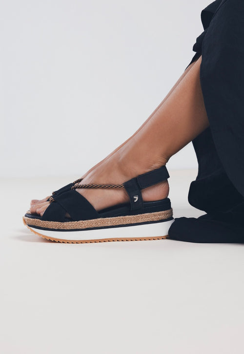 SANDALIAS DEPORTIVAS PLATAFORMA RAFIA IRONTON