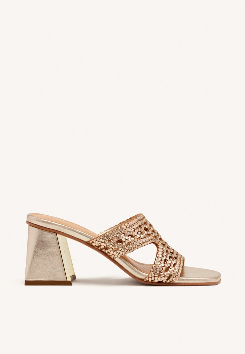 SANDALIAS MULES TACÓN Y PIEL TRENZADA KEWAUNEE