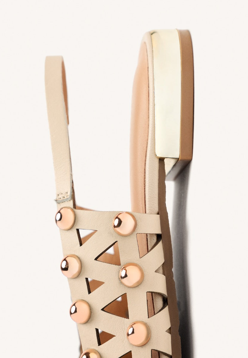 BALLERINE APERTE PELLE BORCHIE CALAMUS