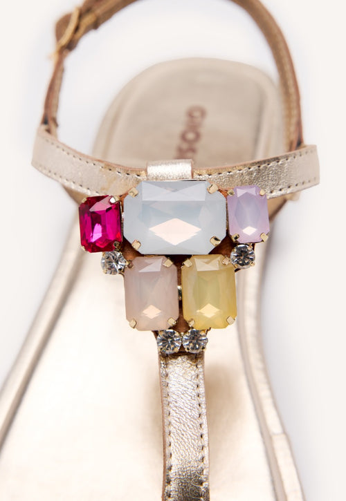 SANDALIAS GRIEGAS PEDRERÍA PIEL RINDGE