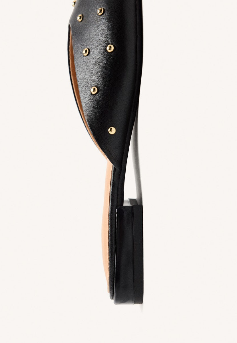 MULES PELLE CON BORCHIE LANARK