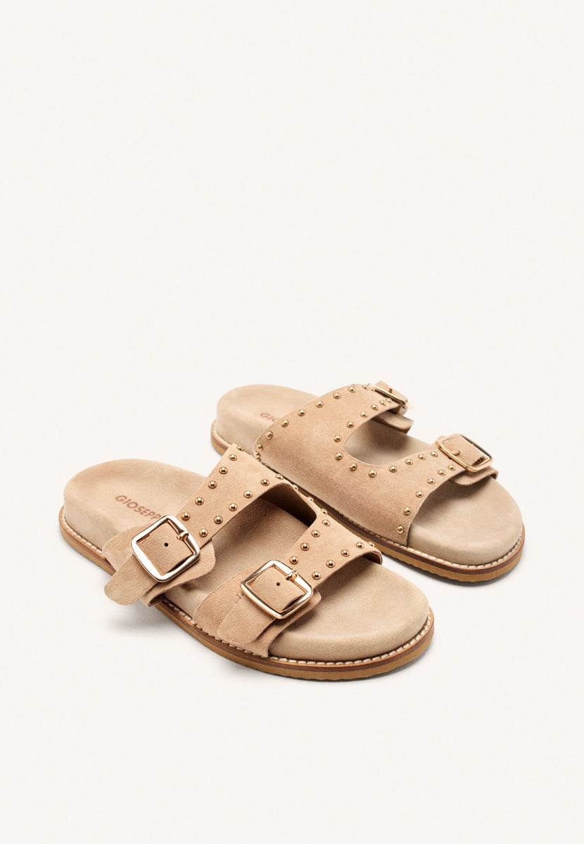SANDALIAS TACHAS PIEL STELLA