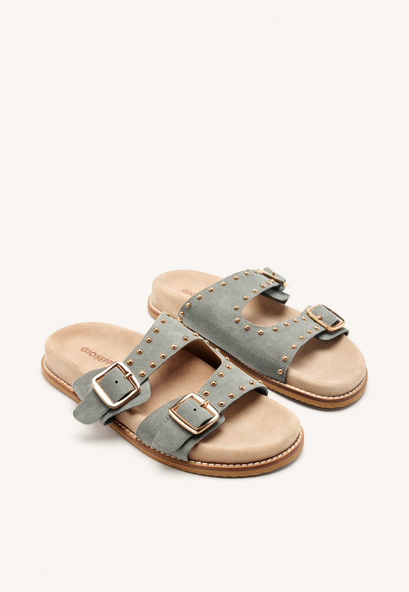 SANDALIAS TACHAS PIEL STELLA