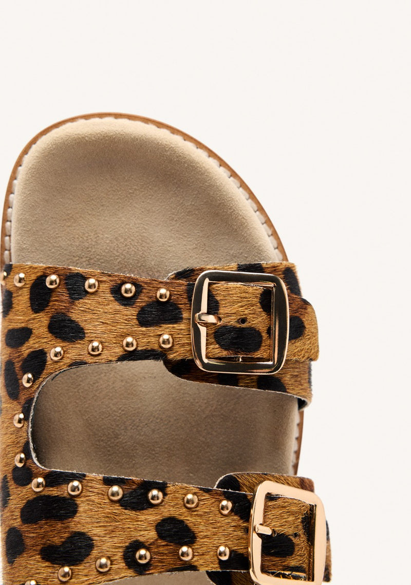 SANDALIAS TACHAS PIEL LEOPARDO STELLA