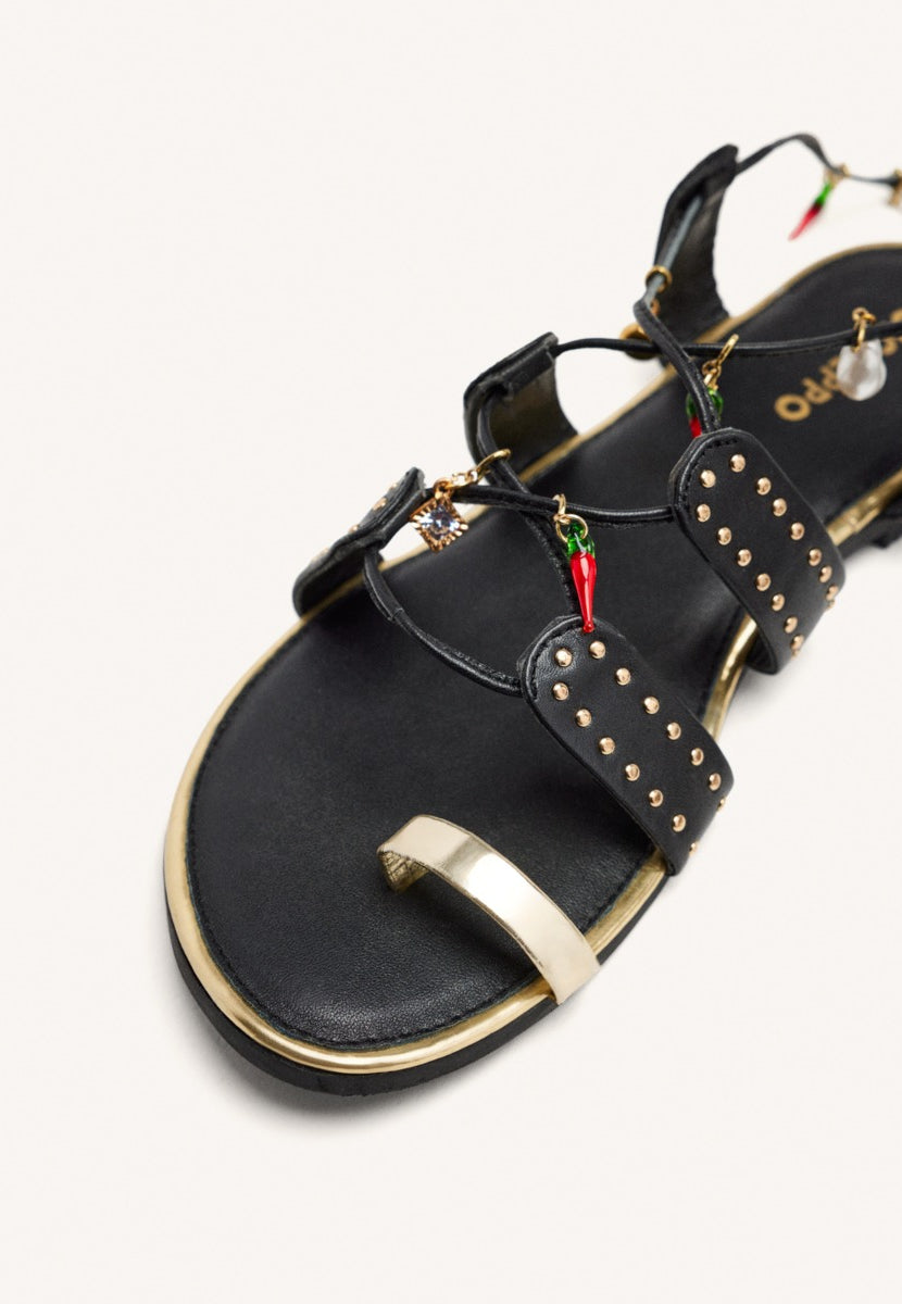 SANDALIAS PIEL ABALORIOS Y TACHAS IONE