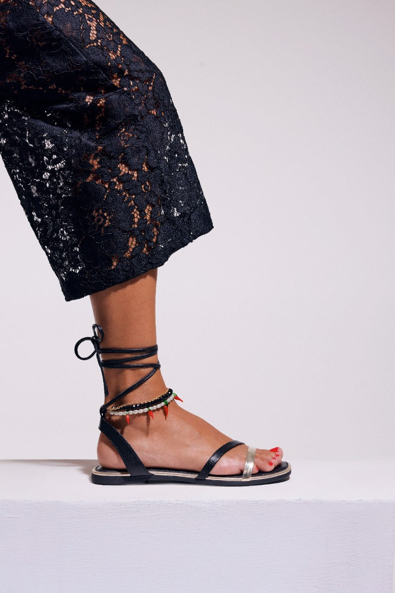 SANDALI PELLE CON PERLINE MILLIE