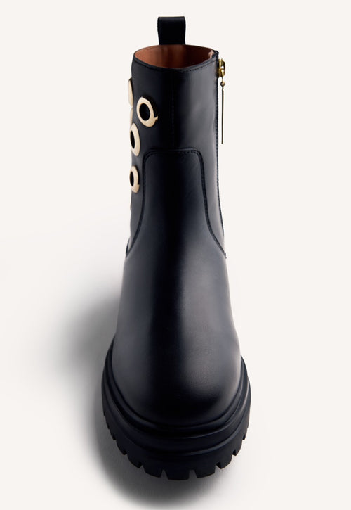 EYELET LEATHER BOOTS ONAMIA