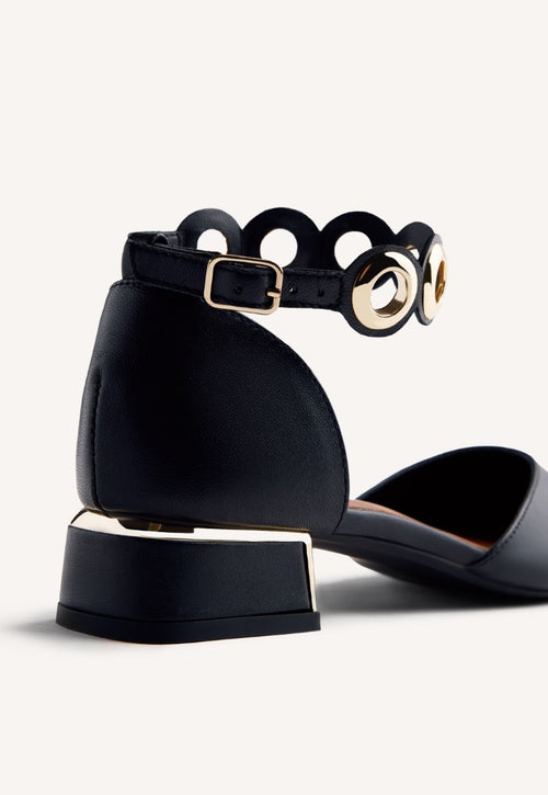 EYELET LEATHER BALLET FLATS BEJOU