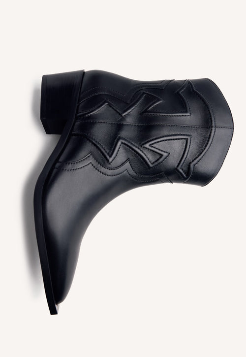 LEATHER ANIMAL PRINTBOY ANKLE BOOTS QUAMBA