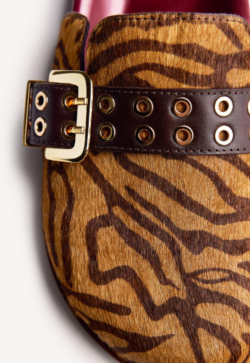 ANIMAL PRINT LEATHER CLOGS BEULAH