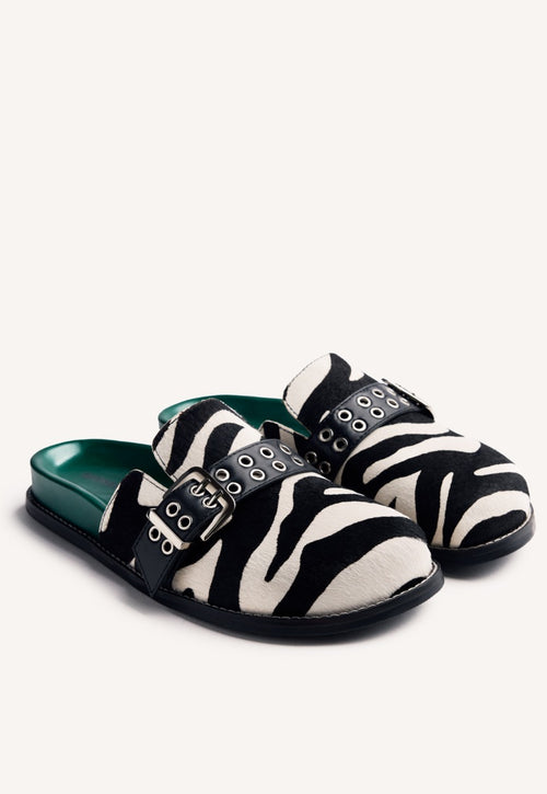 ANIMAL PRINT LEATHER CLOGS BEULAH