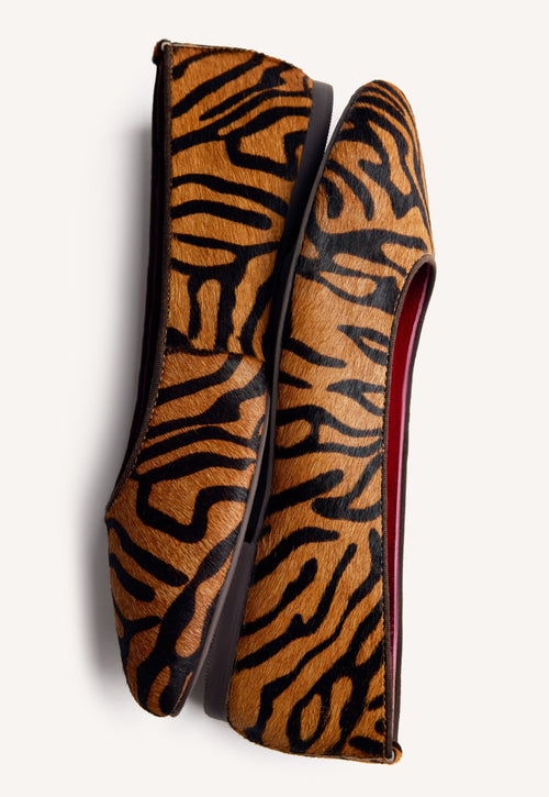 ANIMAL PRINT LEATHER BALLET FLATS CHOKIO
