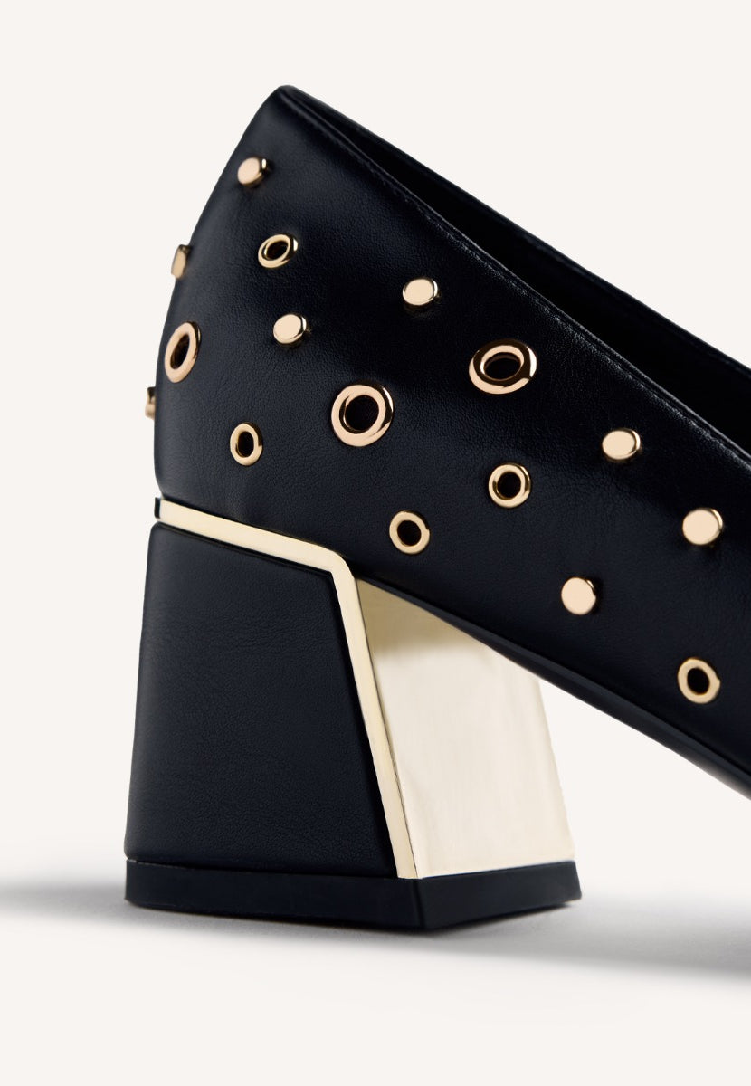 ZAPATOS TACÓN TACHAS Y OLLADOS HIBBING