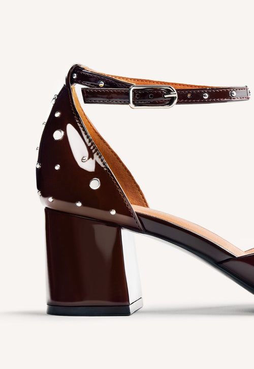 PATENT LEATHER EFFECT STUDDED MARY-JANES KINBRAE