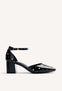 ZAPATOS TACÓN TACHAS KINBRAE