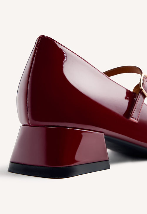 PATENT LEATHER EFFECT MARY-JANES WISHAW