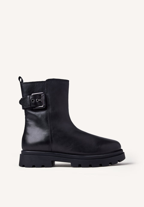 BOTAS PIEL HEBILLA UBLY