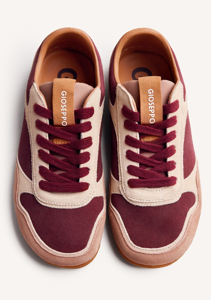 Graue Brewster Sneaker mit Logo - TK Maxx de Graue Brewster Sneaker mit Logo - TK Maxx de