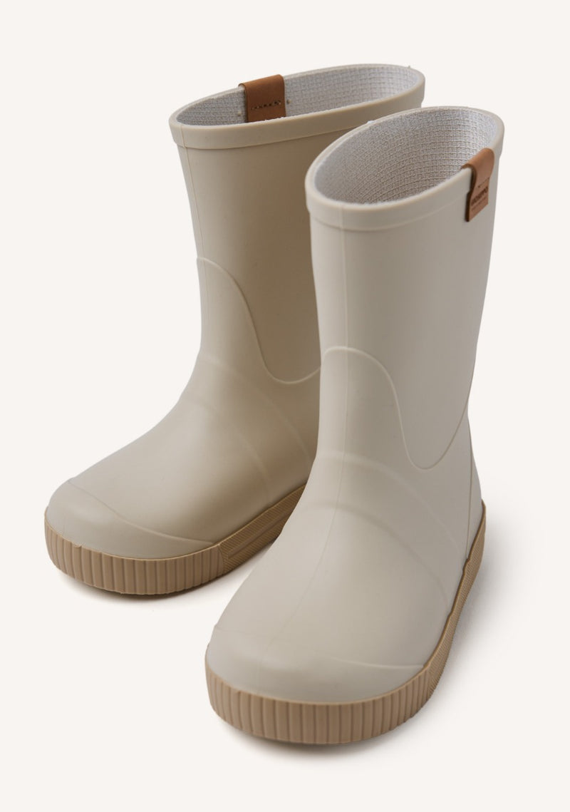 BOTAS DE AGUA BARNESS